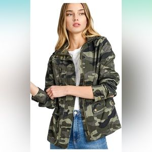 Camouflage utility jacket small